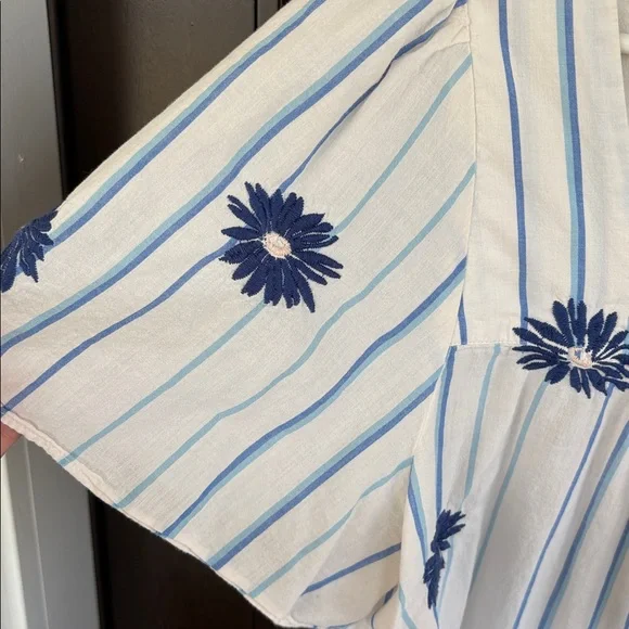 EUC Madewell Floral Embroidered Butterfly Top Size Large Retail $85.00 - Picture 7 of 12